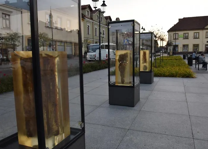 Daire Salt Mine By Oth *